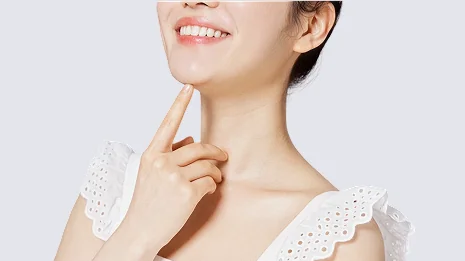 지방형 얼굴 윤곽 사례
